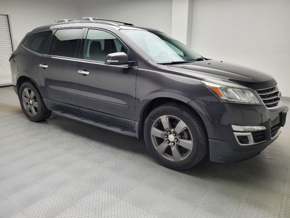 2017 Chevrolet Traverse in Maple Heights, OH 44137 - 18139179 11