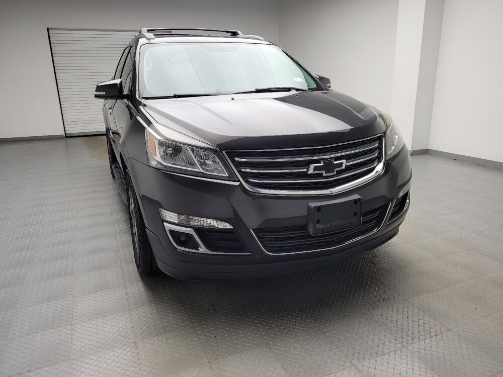 2017 Chevrolet Traverse in Maple Heights, OH 44137 - 18139179 14