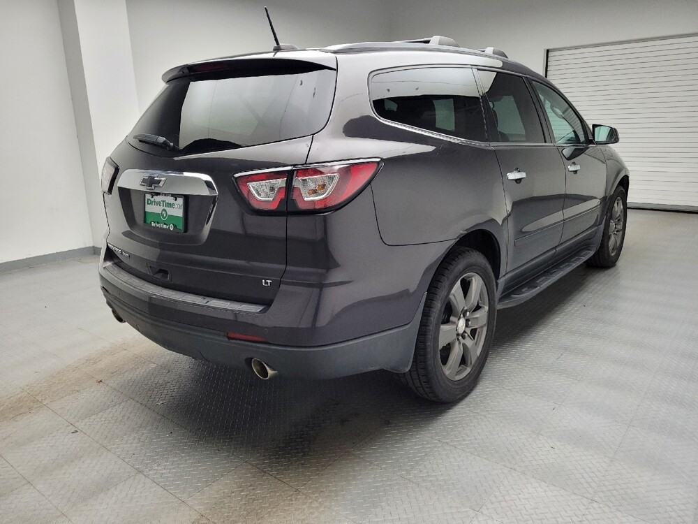 2017 Chevrolet Traverse in Maple Heights, OH 44137 - 18139179 9