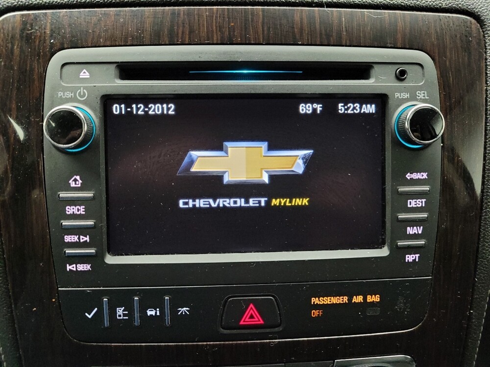 2017 Chevrolet Traverse in Maple Heights, OH 44137 - 18139179 25