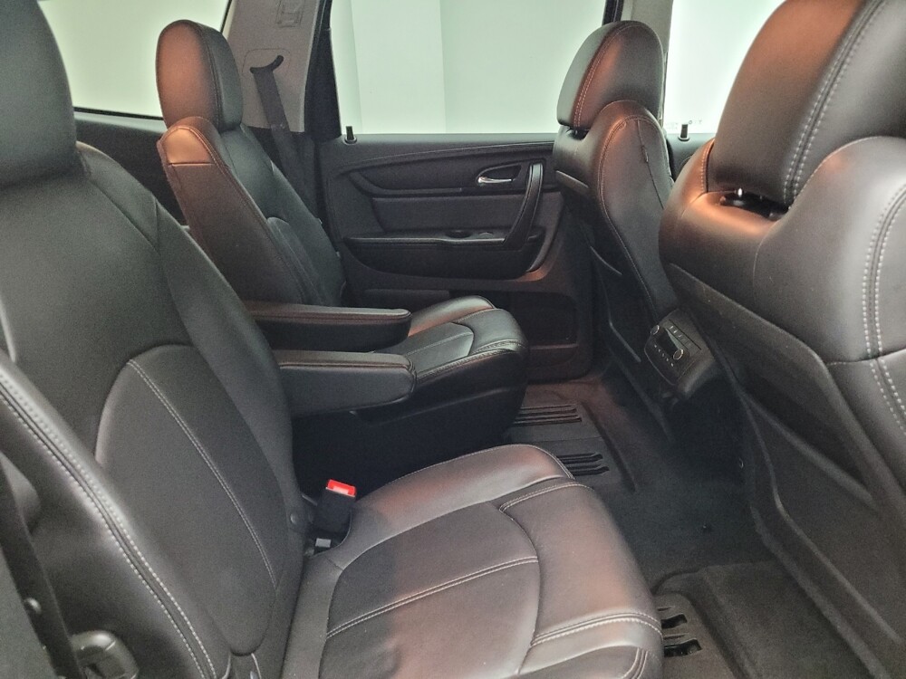 2017 Chevrolet Traverse in Maple Heights, OH 44137 - 18139179 19