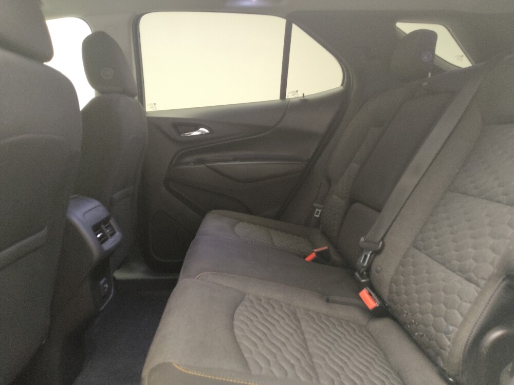 2019 Chevrolet Equinox in Maple Heights, OH 44137 - 18139180 18