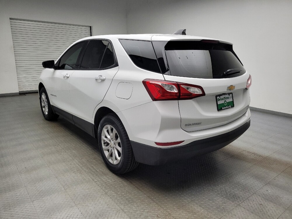2019 Chevrolet Equinox in Maple Heights, OH 44137 - 18139181 5