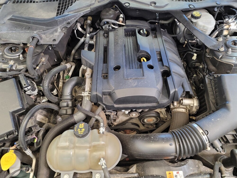 2018 Ford Mustang in Columbus, OH 43228 - 18139183 30
