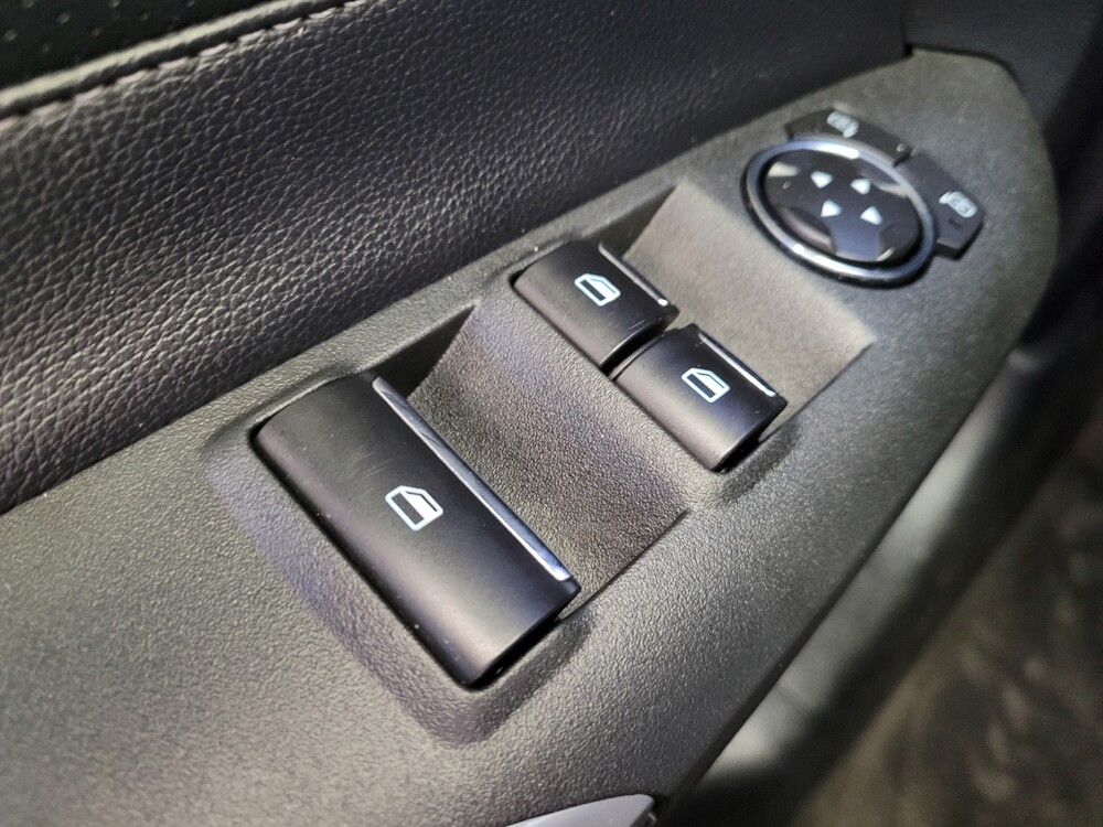 2018 Ford Mustang in Columbus, OH 43228 - 18139183 27