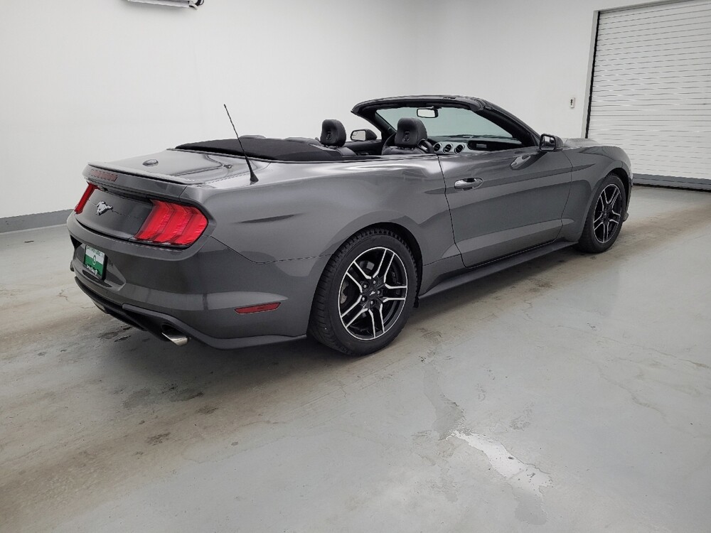 2018 Ford Mustang in Columbus, OH 43228 - 18139183 10