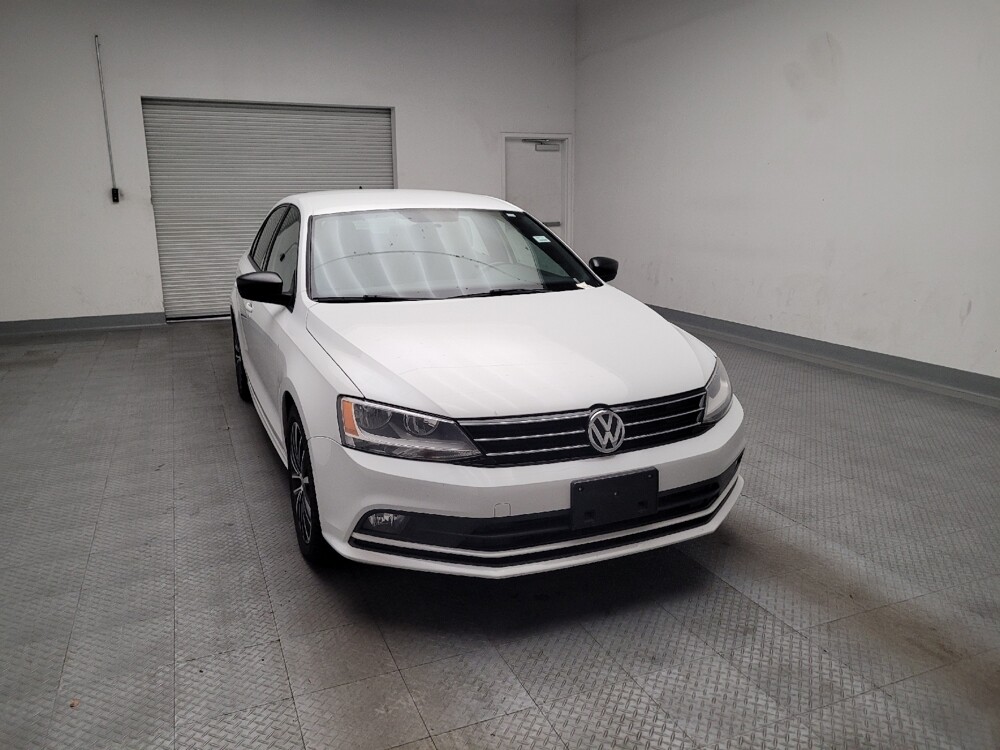 2016 Volkswagen Jetta in Fresno, CA 93726 - 18139185 14