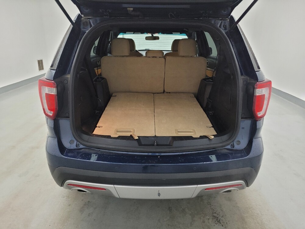 2016 Ford Explorer in Columbus, OH 43228 - 18139189 29