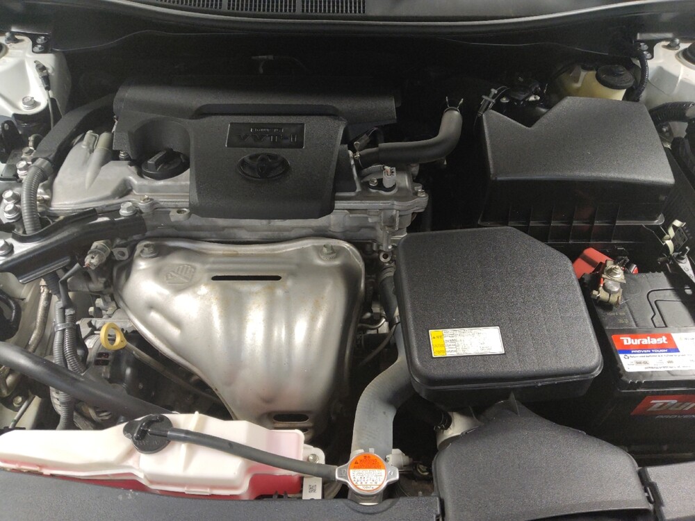2016 Toyota Camry in Houston, TX 77034 - 18139195 30