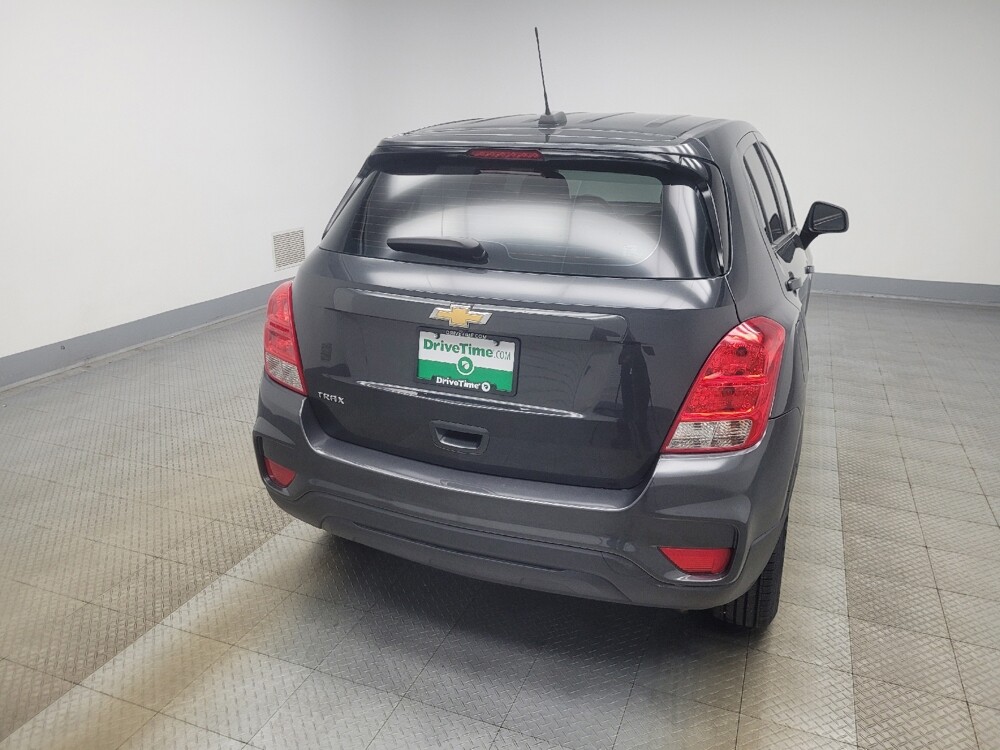 2019 Chevrolet Trax in Mishawaka, IN 46545 - 18139198 7