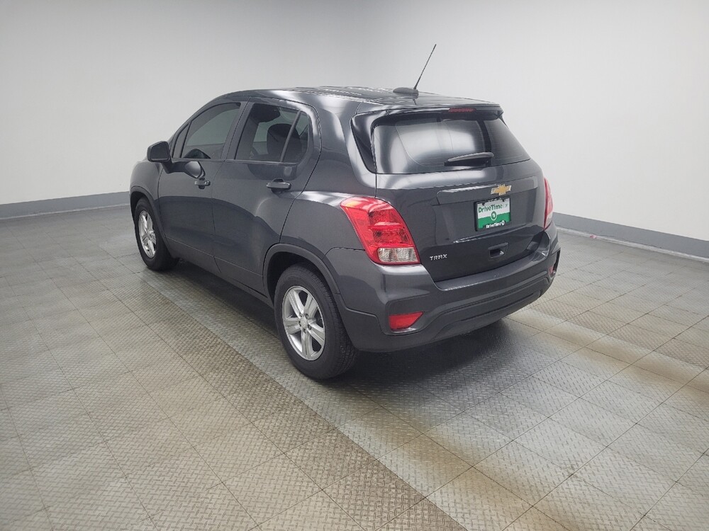 2019 Chevrolet Trax in Mishawaka, IN 46545 - 18139198 3