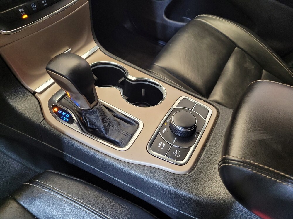 2017 Jeep Grand Cherokee in Columbus, OH 43228 - 18139204 26