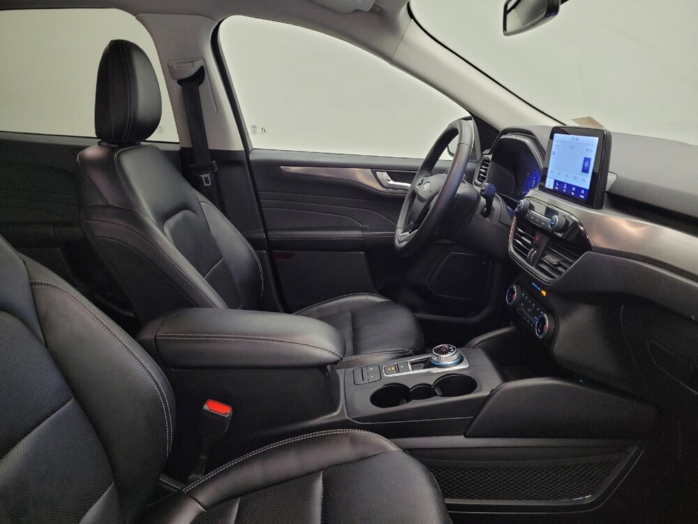 2022 Ford Escape in Columbus, OH 43228 - 18139207 21