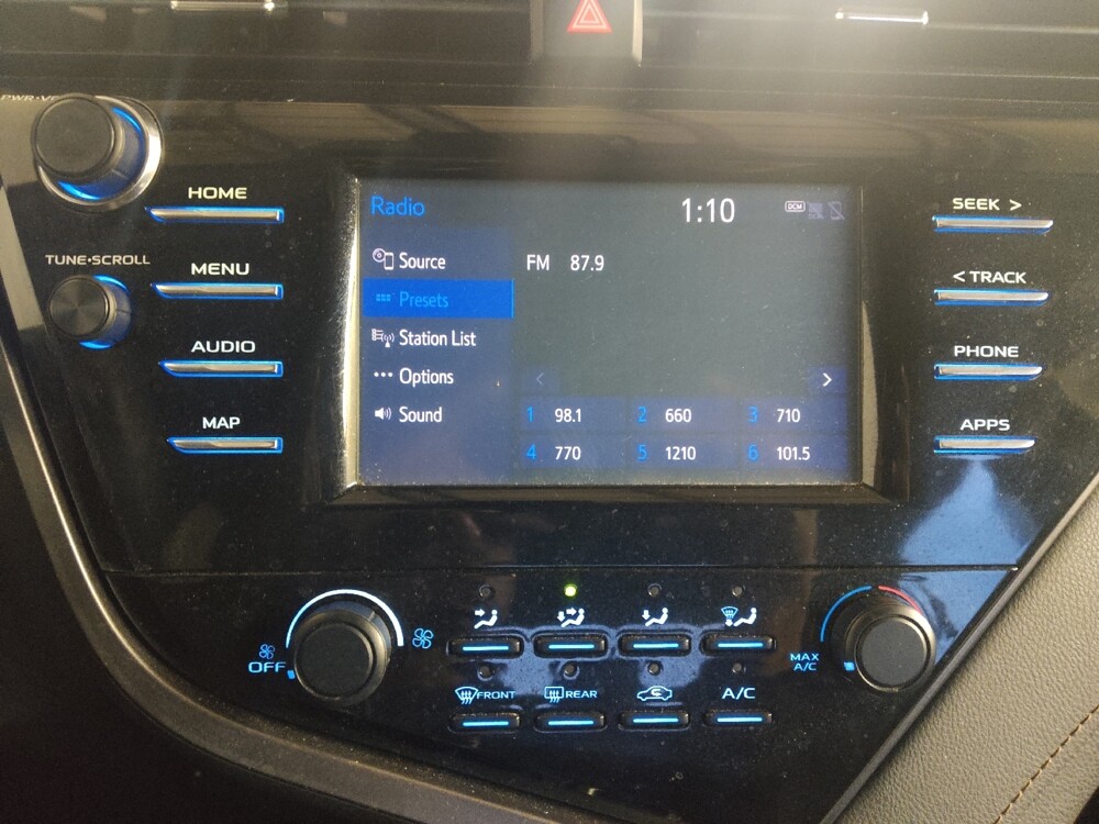 2019 Toyota Camry in Conyers, GA 30094 - 18139229 25