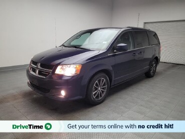 2017 Dodge Grand Caravan in Downey, CA 90241