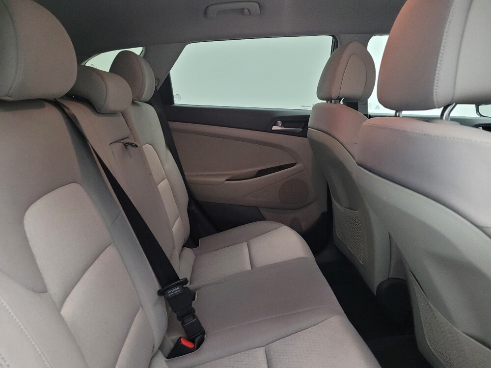 2018 Hyundai Tucson in Maple Heights, OH 44137 - 18139232 19
