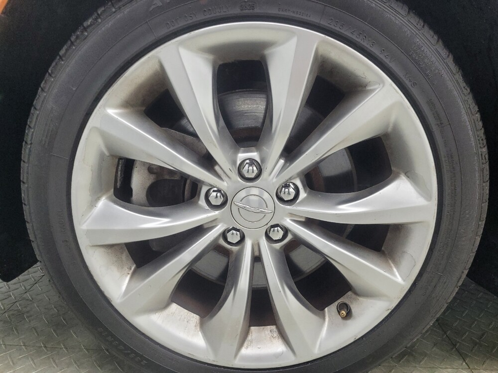 2015 Chrysler 200 in Ft Wayne, IN 46805 - 18139238 31