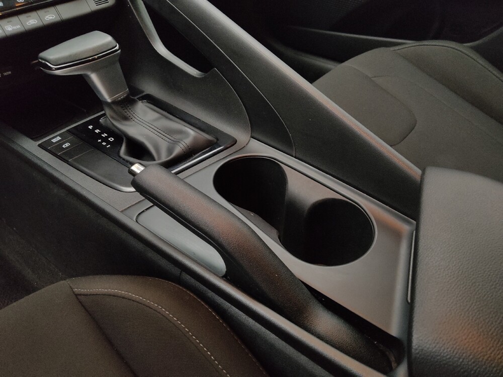 2025 Hyundai Elantra in Denver, CO 80012 - 18139242 26