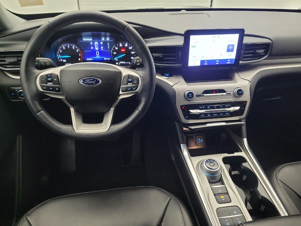 2023 Ford Explorer in Columbus, OH 43228 - 18139254 22