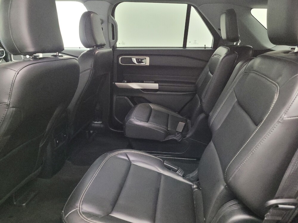 2023 Ford Explorer in Columbus, OH 43228 - 18139254 18