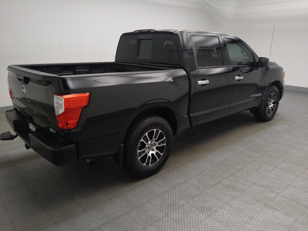 2021 Nissan Titan in Lombard, IL 60148 - 18139256 10