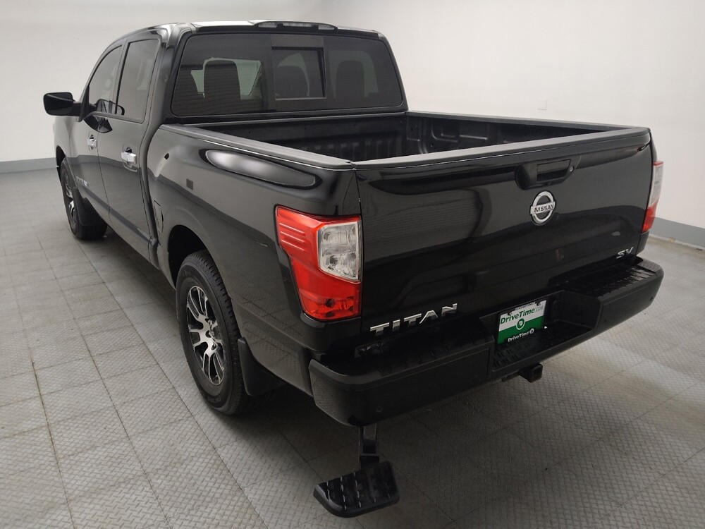 2021 Nissan Titan in Lombard, IL 60148 - 18139256 5