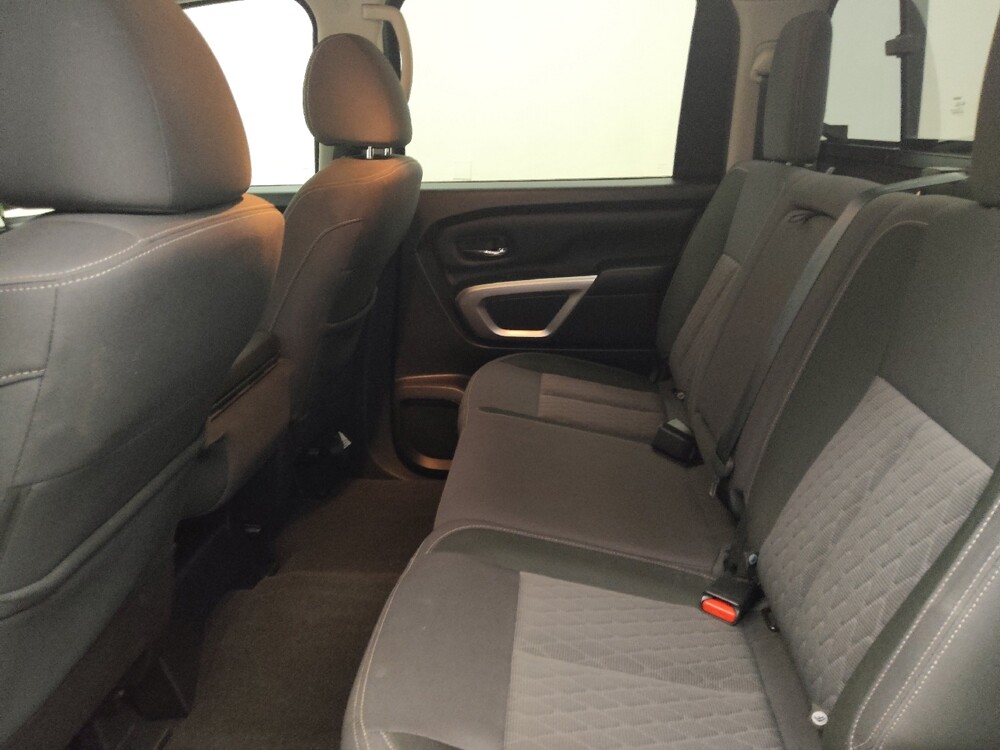 2021 Nissan Titan in Lombard, IL 60148 - 18139256 18