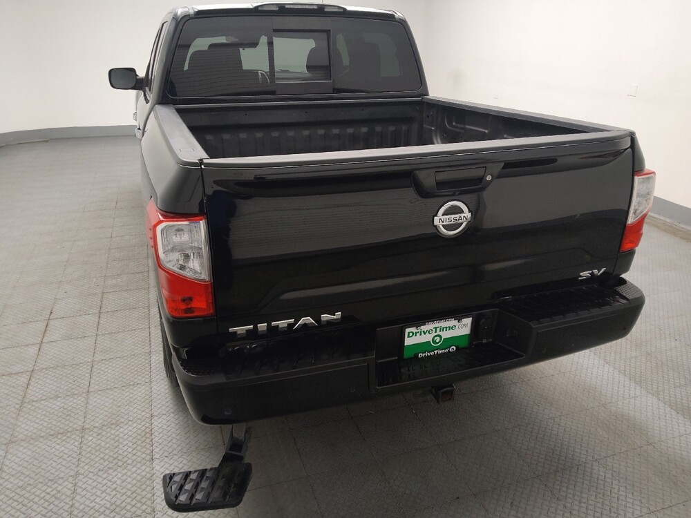 2021 Nissan Titan in Lombard, IL 60148 - 18139256 6