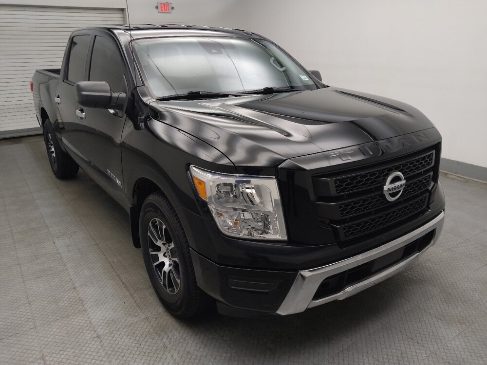 2021 Nissan Titan in Lombard, IL 60148 - 18139256 13
