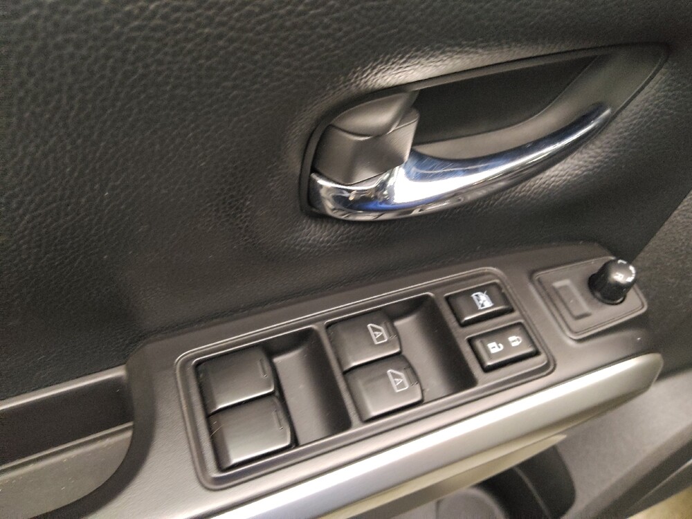 2021 Nissan Titan in Lombard, IL 60148 - 18139256 27