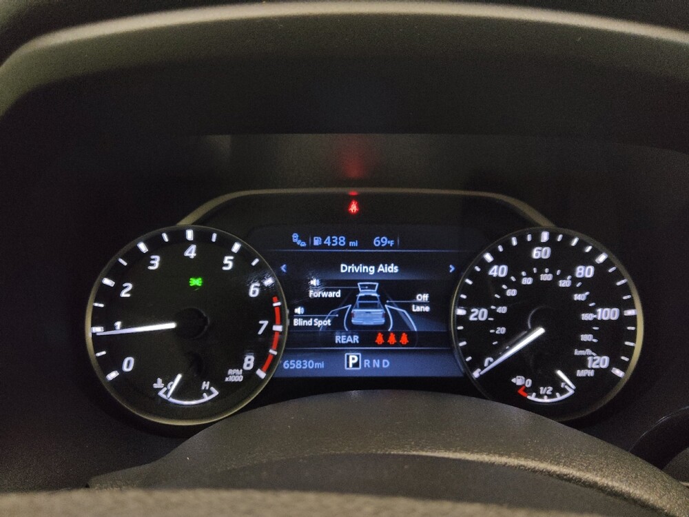 2021 Nissan Titan in Lombard, IL 60148 - 18139256 23