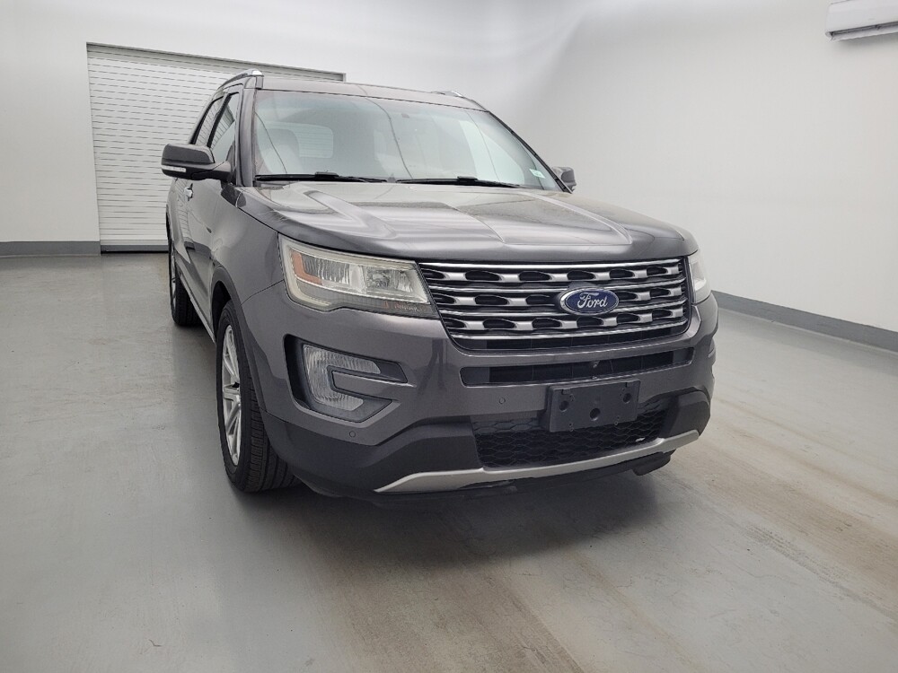 2017 Ford Explorer in Maple Heights, OH 44137 - 18139274 14