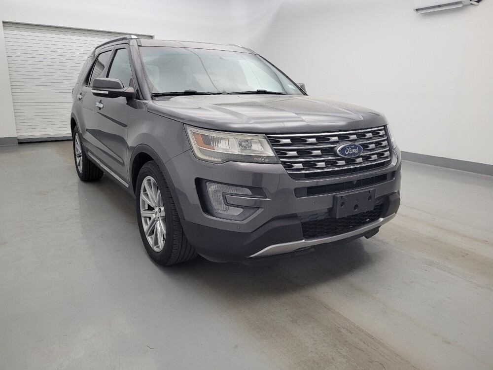 2017 Ford Explorer in Maple Heights, OH 44137 - 18139274 13