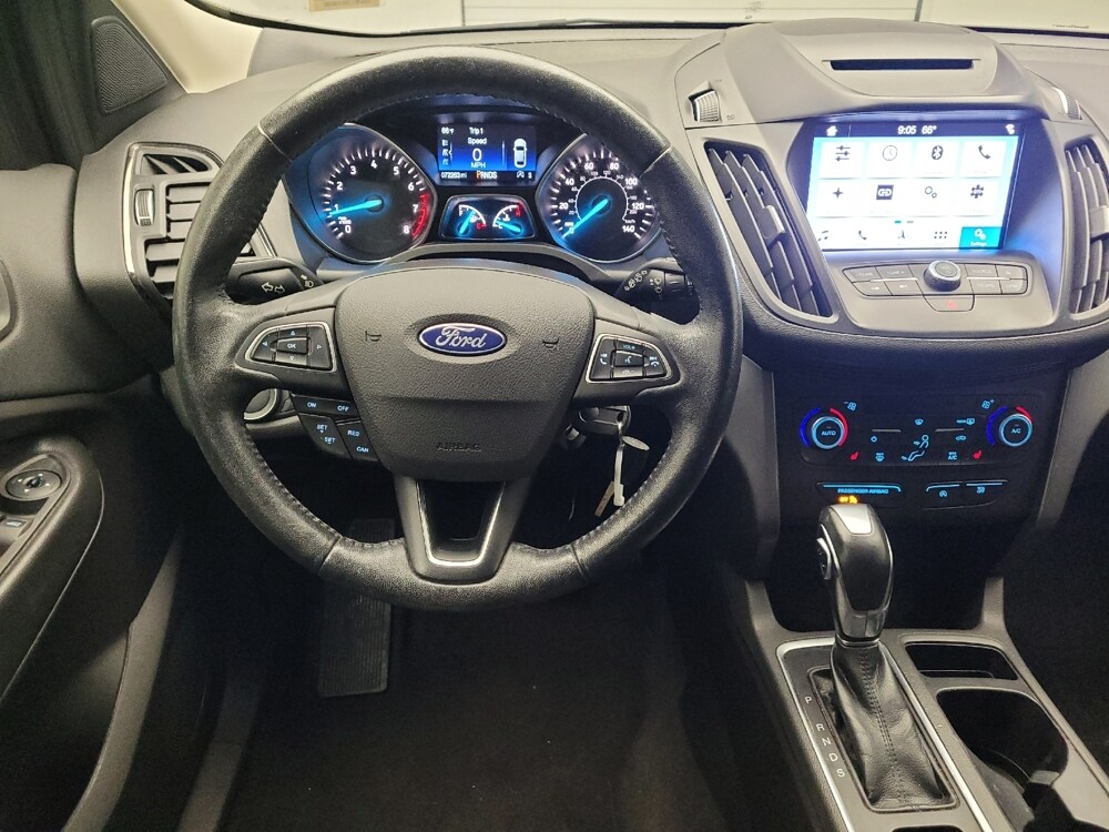 2018 Ford Escape in Maple Heights, OH 44137 - 18139275 22