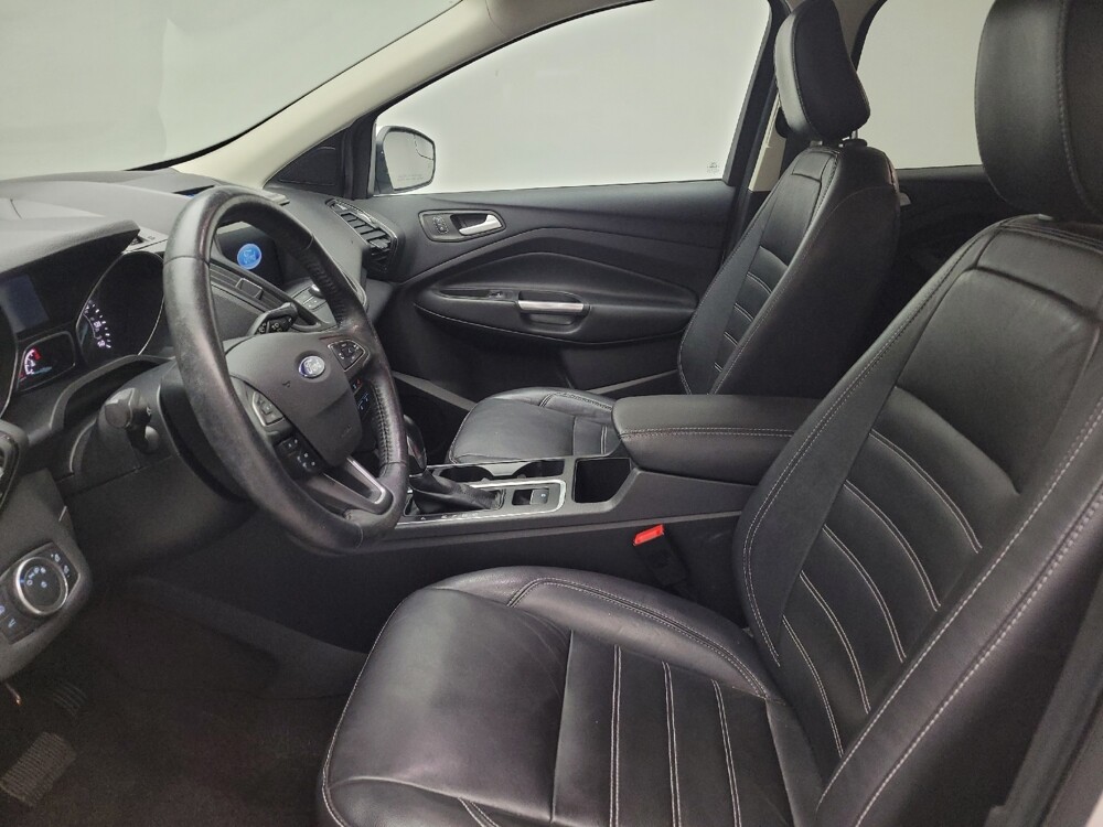 2018 Ford Escape in Maple Heights, OH 44137 - 18139275 17