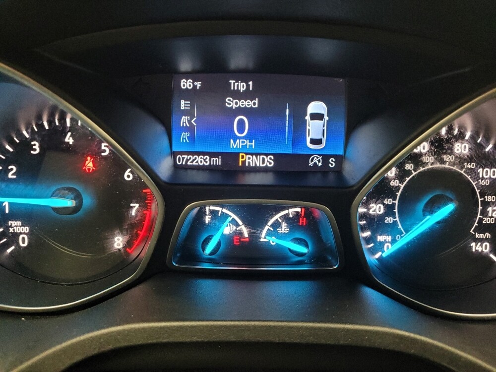 2018 Ford Escape in Maple Heights, OH 44137 - 18139275 23