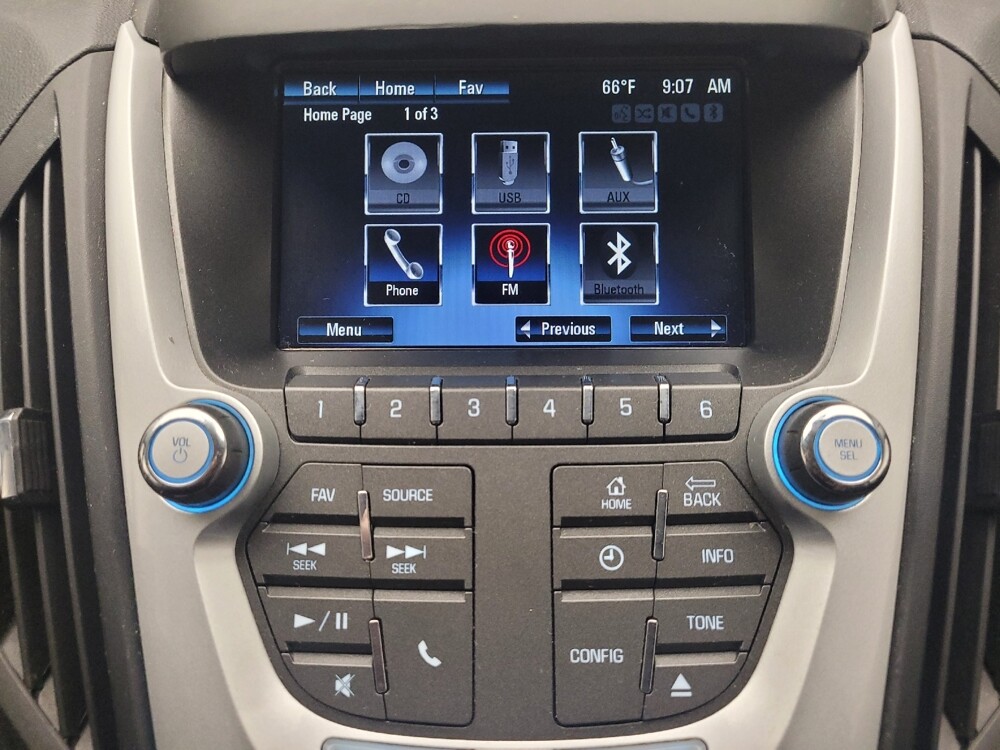 2015 Chevrolet Equinox in Maple Heights, OH 44137 - 18139277 25