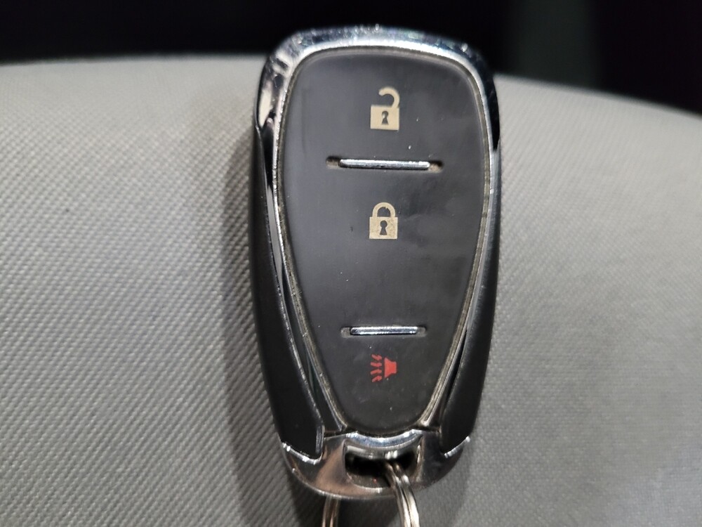 2019 Chevrolet Equinox in Owings Mills, MD 21117 - 18139280 32