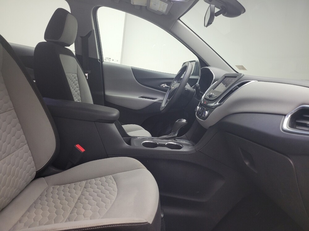 2020 Chevrolet Equinox in Maple Heights, OH 44137 - 18139281 21