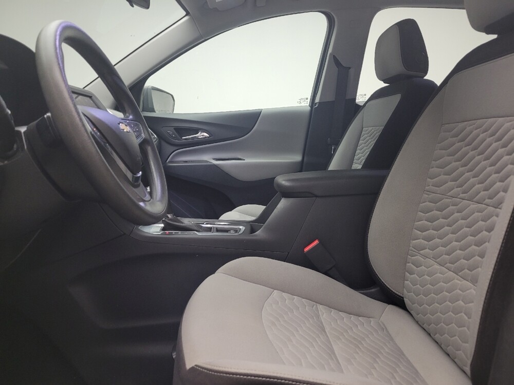 2020 Chevrolet Equinox in Maple Heights, OH 44137 - 18139281 17