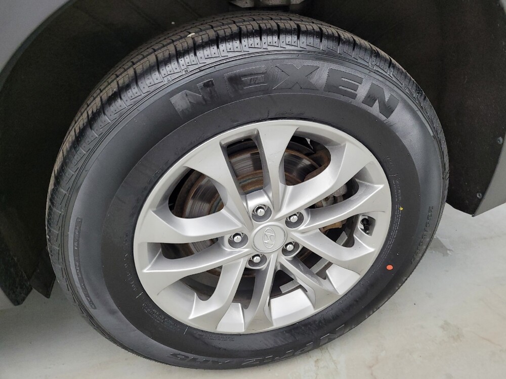 2020 Hyundai Santa Fe in Louisville, KY 40258 - 18139285 31