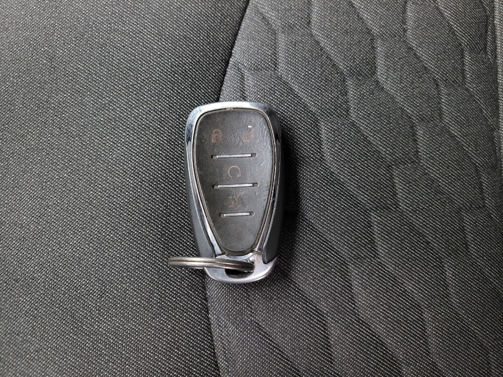 2020 Chevrolet Equinox in Taylor, MI 48180 - 18139288 32