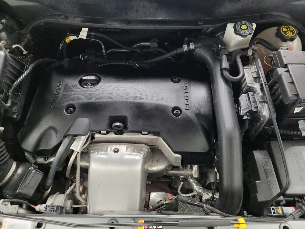 2020 Chevrolet Equinox in Taylor, MI 48180 - 18139288 30