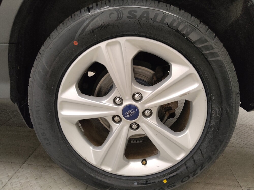 2016 Ford Escape in Lombard, IL 60148 - 18139292 31