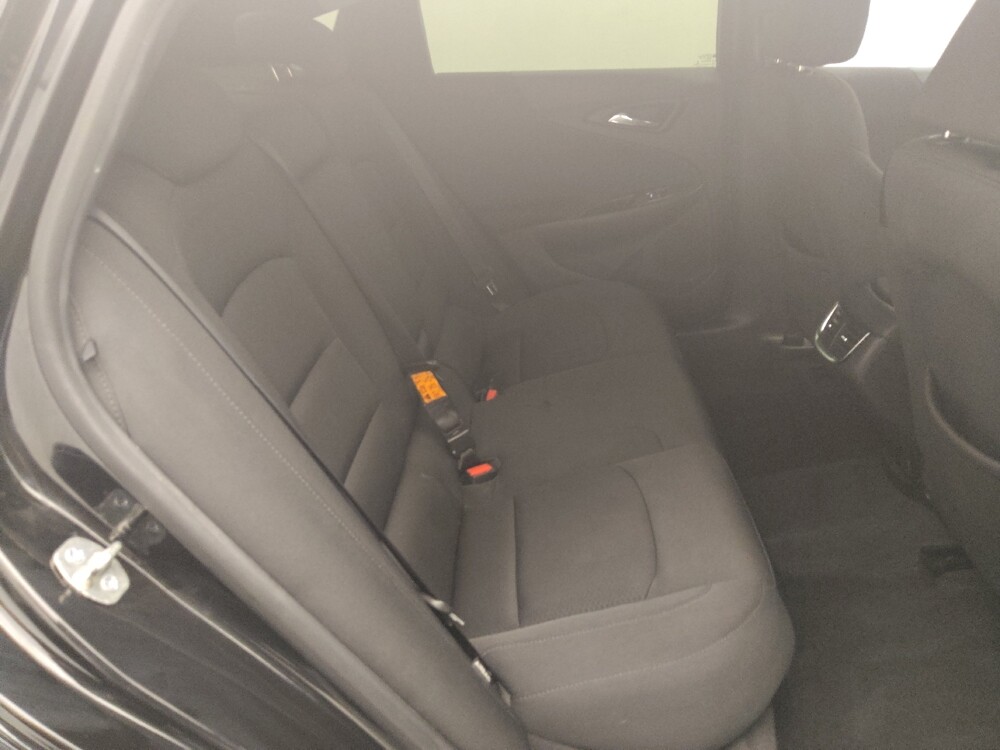 2019 Chevrolet Malibu in Houston, TX 77060 - 18139299 19