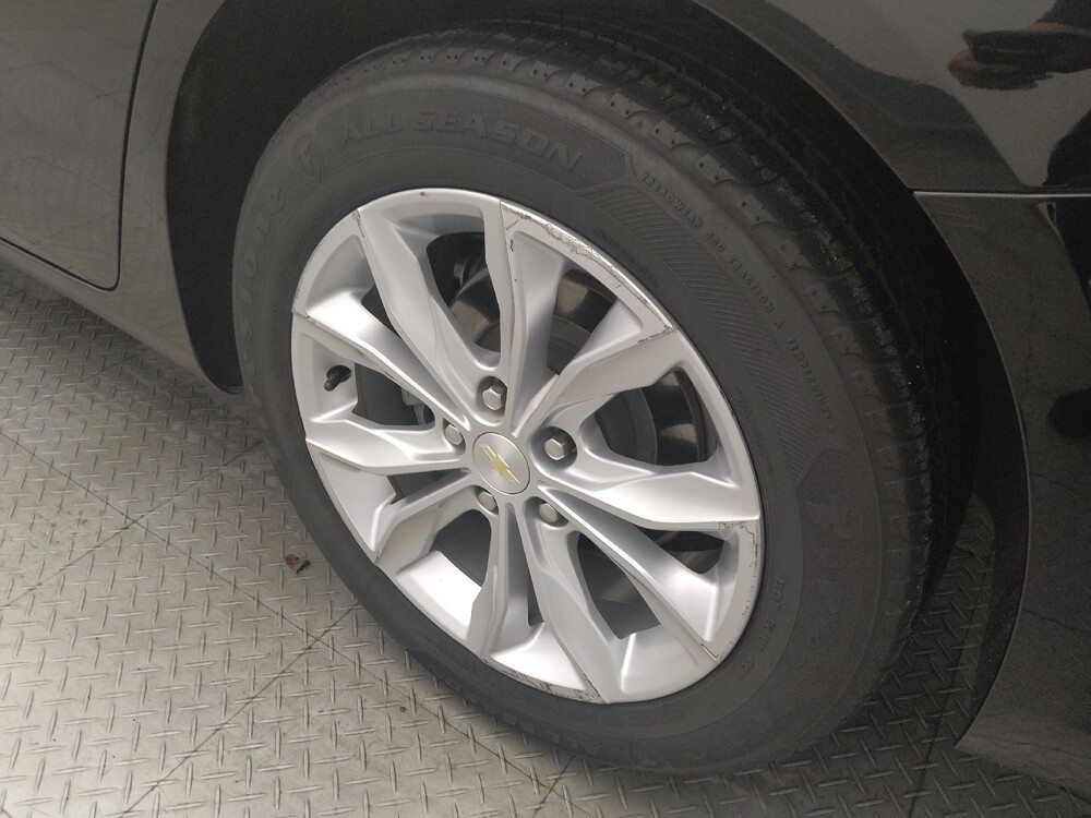 2019 Chevrolet Malibu in Houston, TX 77060 - 18139299 31