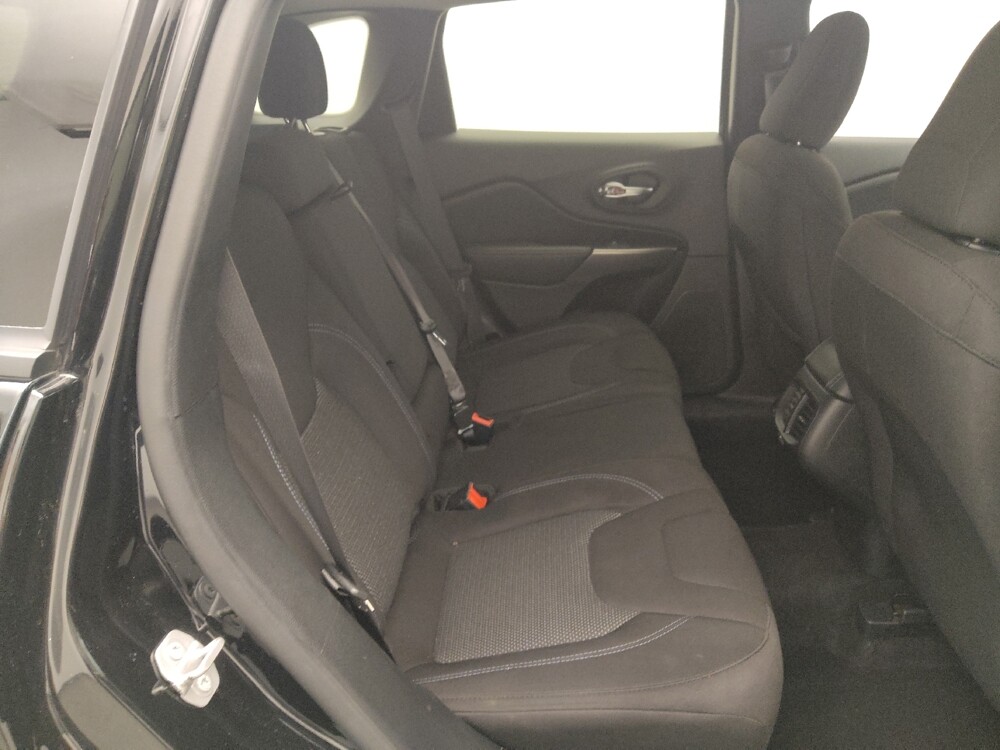2020 Jeep Cherokee in Houston, TX 77060 - 18139300 19