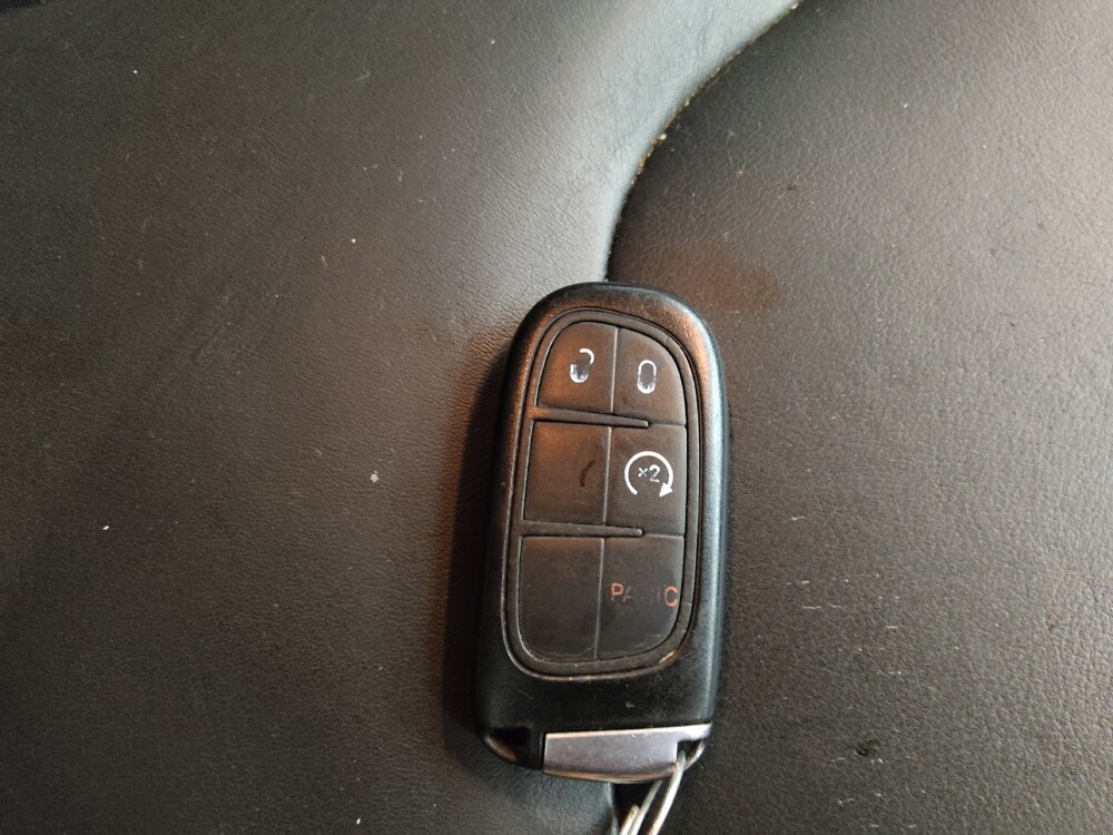 2015 Jeep Cherokee in Des Moines, IA 50310 - 18139303 32