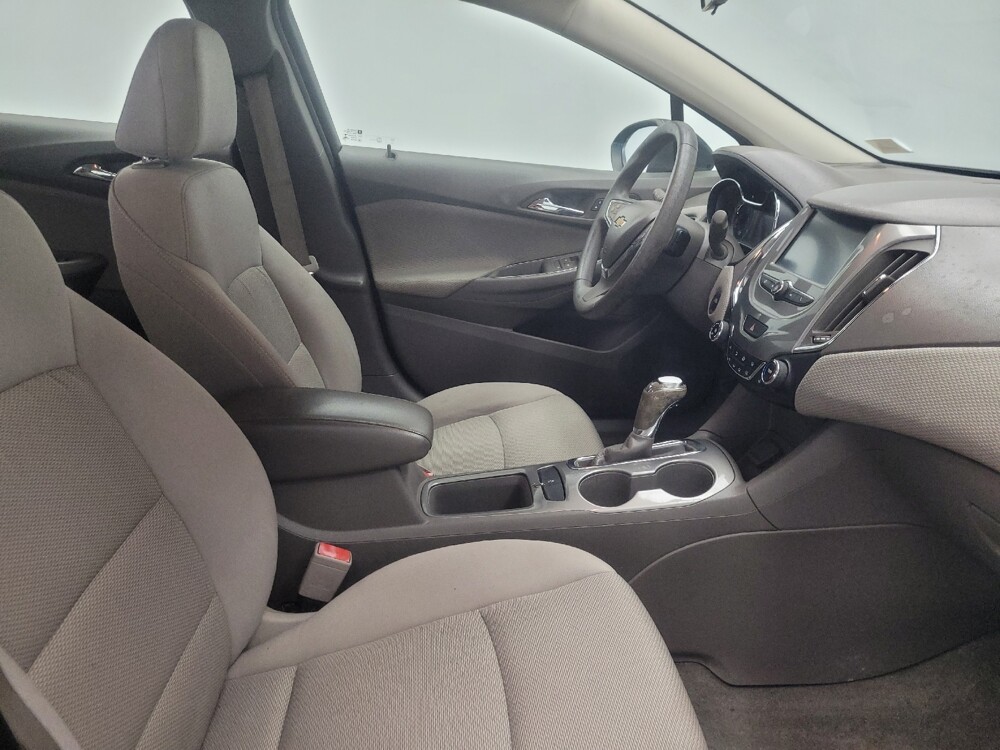2017 Chevrolet Cruze in Ft Wayne, IN 46805 - 18139304 21
