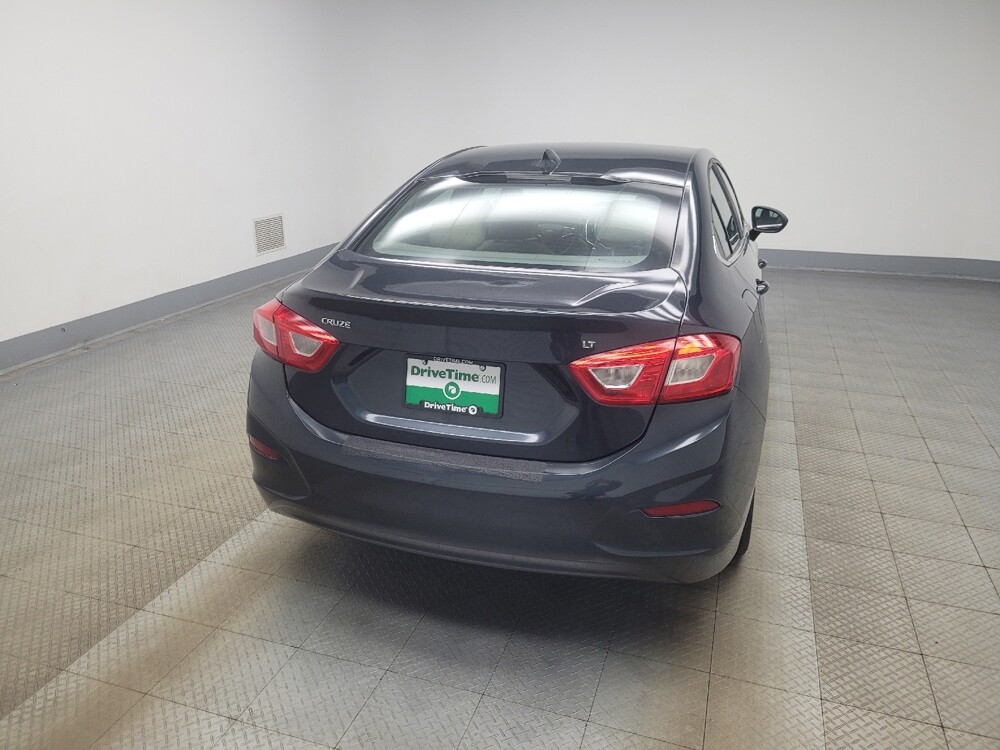 2017 Chevrolet Cruze in Ft Wayne, IN 46805 - 18139304 7
